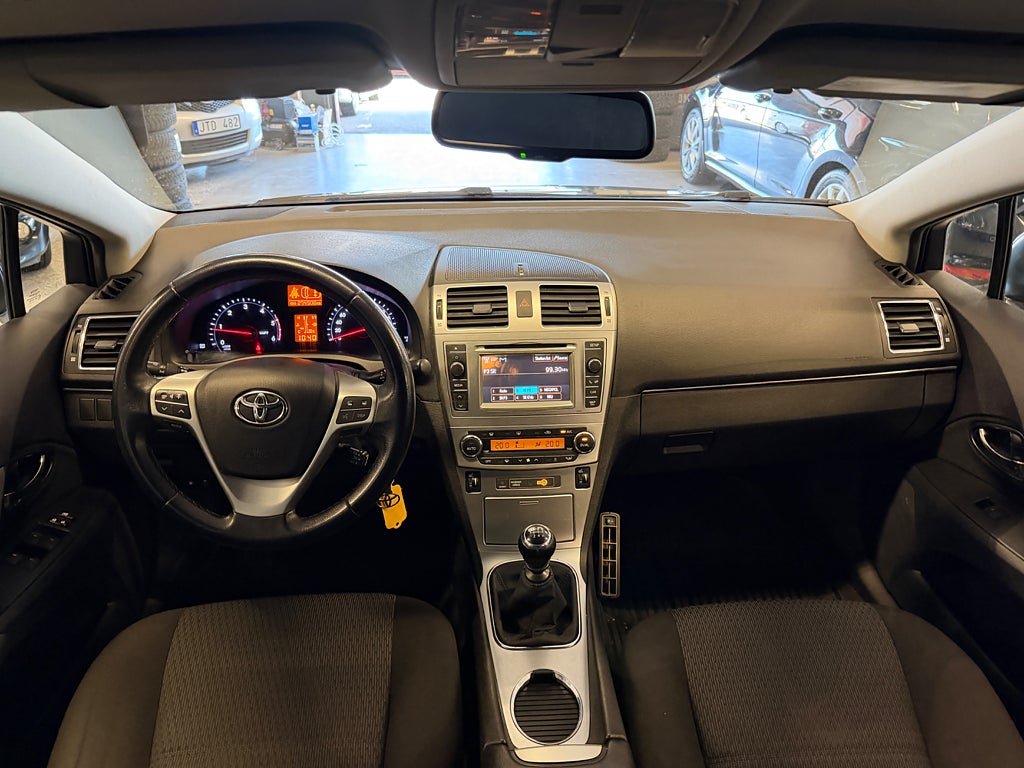 Toyota Avensis 2013 - miniatyr 23