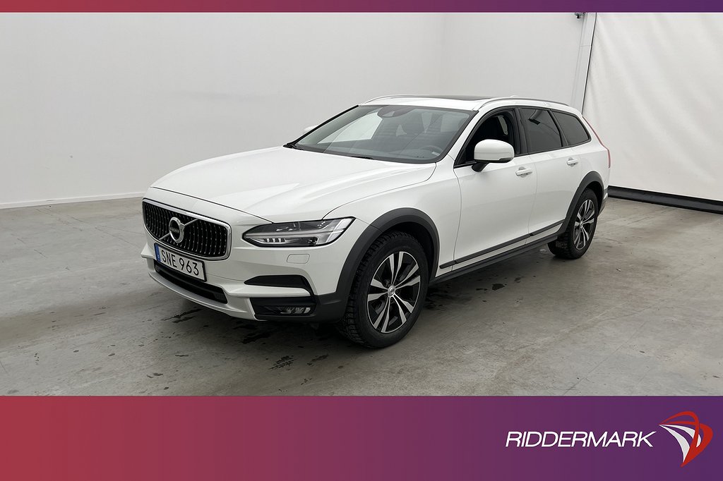 Volvo V90 Cross Country D4 AWD Plus VOC Värm Pano Navi Drag