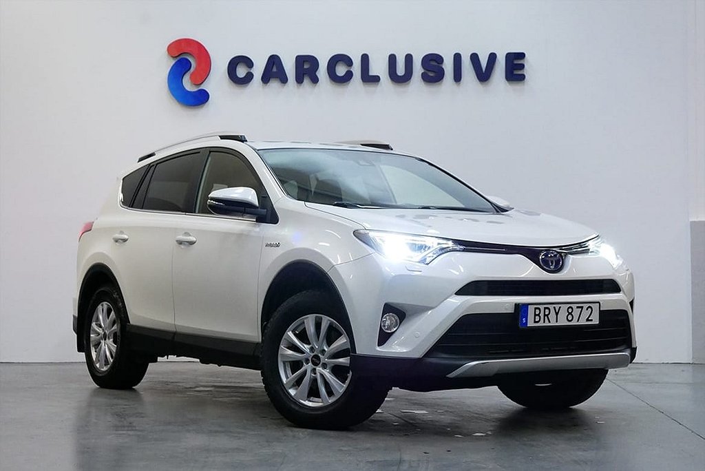 Toyota RAV4 Hybrid E-FOUR 2.5 i-AWD 197hk Active +| 2581 kr/mån | DRAG | NAV