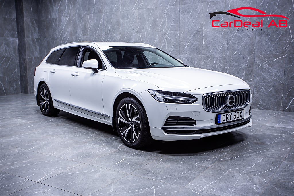 Volvo V90 Recharge T6 AWD Core Bright Kamera BLIS CarPlay Drag
