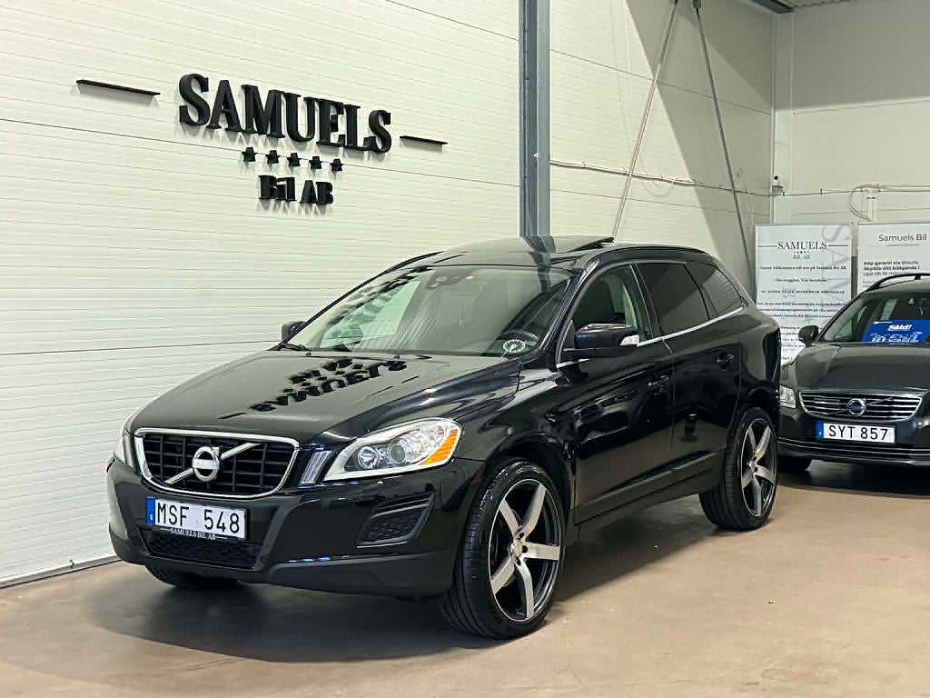 Volvo XC60 D3 Automat/Navi/P-värmare/Elbaklucka/Panorama