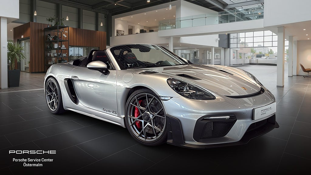 Porsche 718 Spyder RS