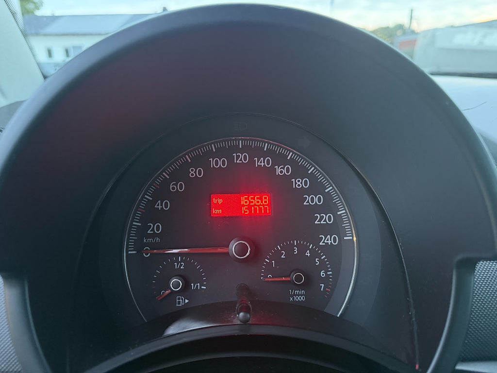 Volkswagen New Beetle Besiktigad 2026-06-17 - 1.6 Highline