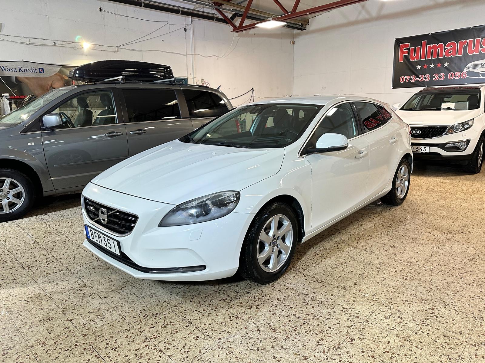 Volvo V40 2016, bild 3/47