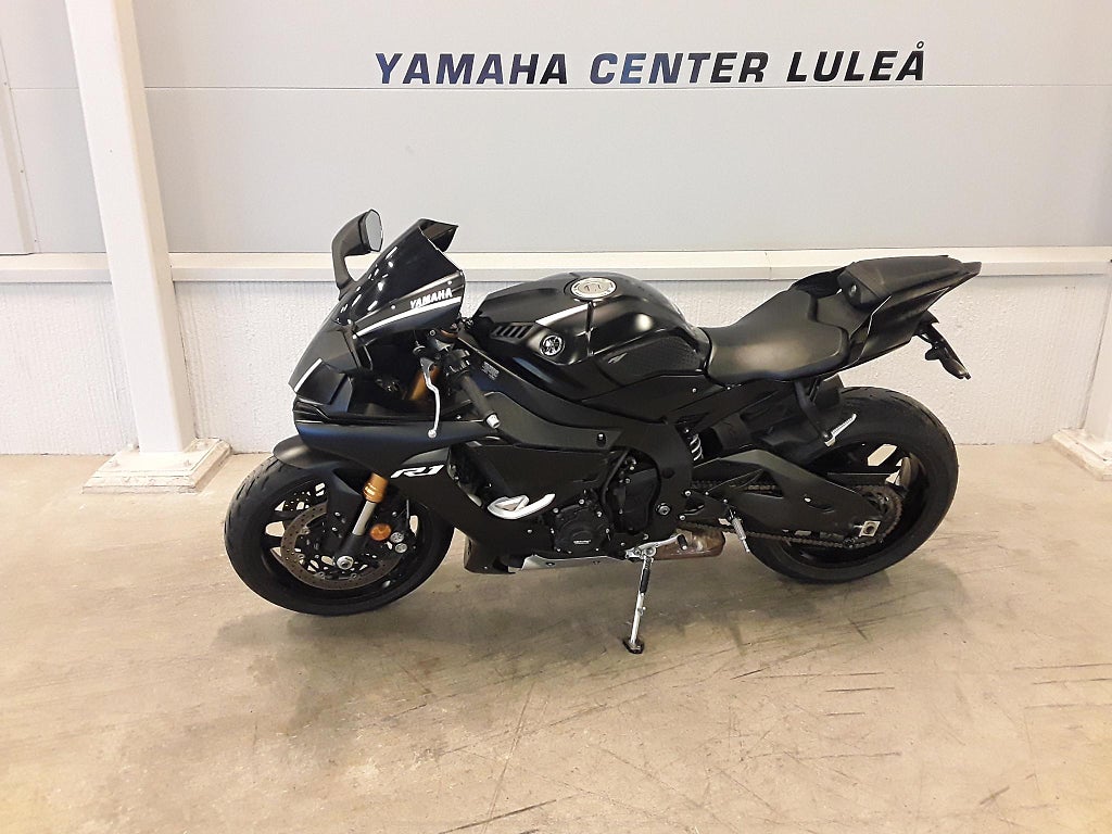 Yamaha YZF-R1 (UOH213) - Bytbil.com