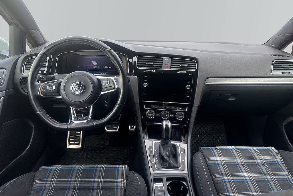 Volkswagen Golf 2020