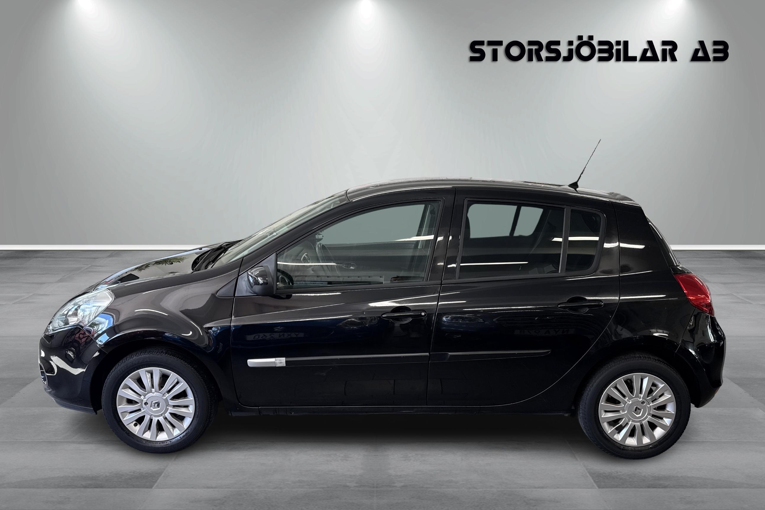 Renault Clio 5-dörrars Halvkombi 2012, kuva 6/43