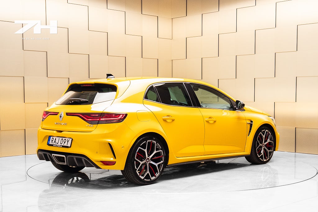 Renault Mégane R.S. Trophy 301 hk / Backkamera / Taklucka / 19" / Moms