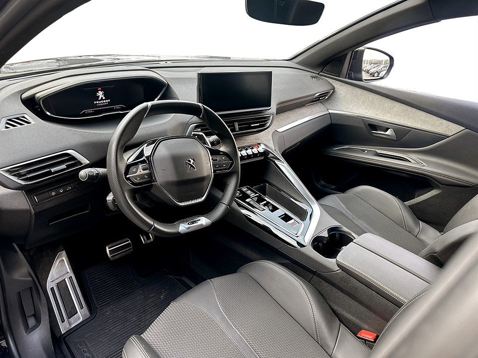 Bild på Peugeot 3008 GT 1.2 PT 130hk Aut - B-KAMERA, BACKSENSORER