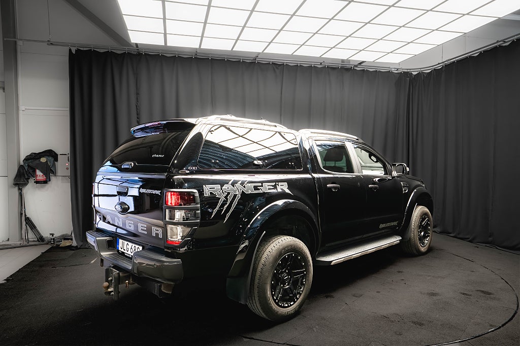 Ford ranger EcoBlue Bi-Turbo 4x4 Wildtrak KÅPA D-VÄRM LÄDER DRAG