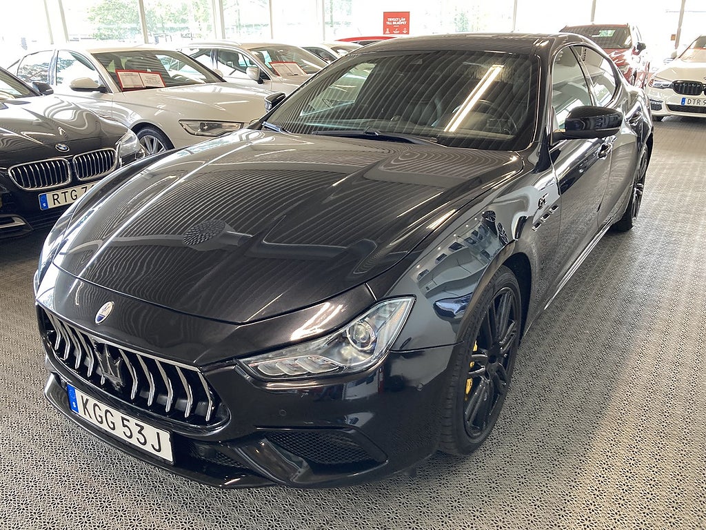 Maserati Ghibli Modena (350hk)