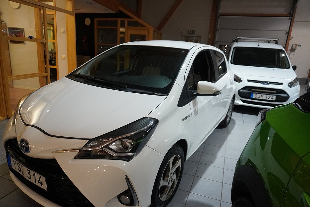 Toyota Yaris Hybrid e-CVT Active Euro 6