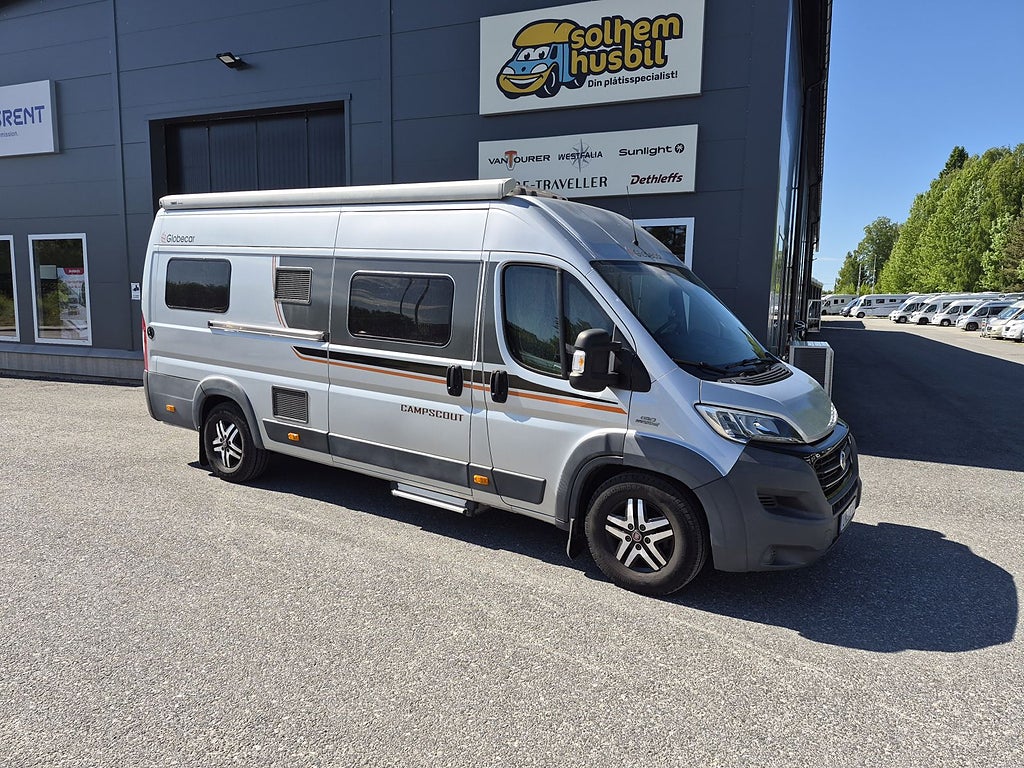 Globecar Campscout långbäddar, solcell, automat, extra dubbdäck 
