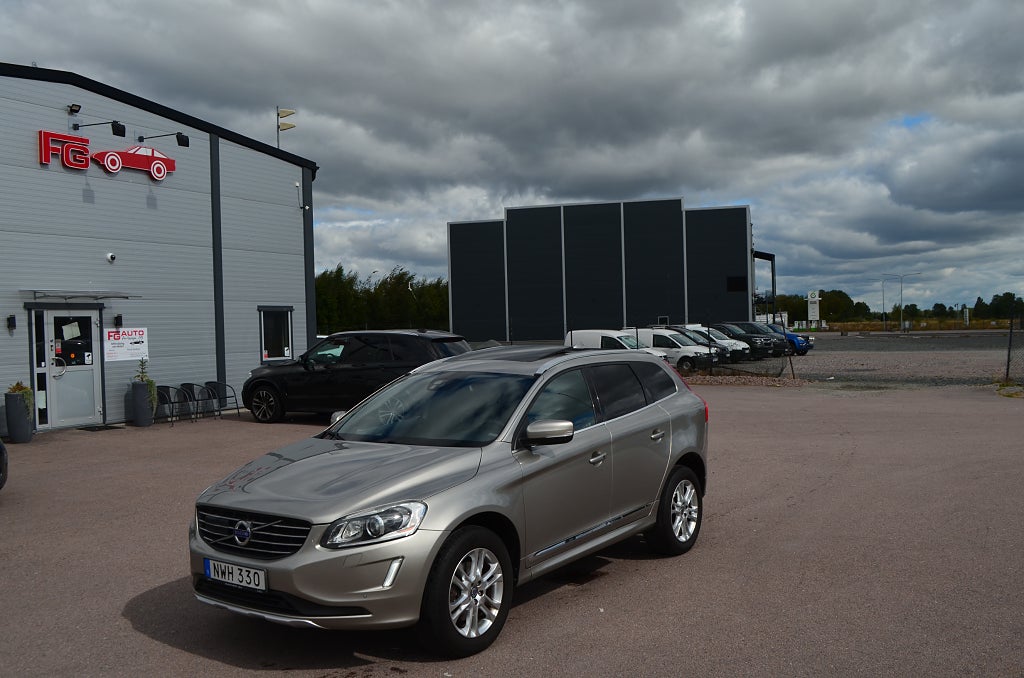 Volvo XC60 D4 AWD Summum 163 hk VOC Navi Pano Drag