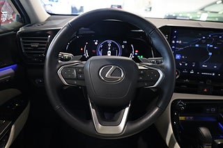 SUV Lexus NX 17 av 31