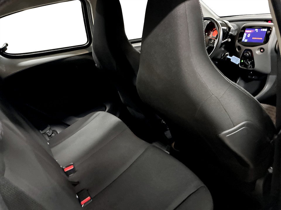 Bild på Peugeot 108 Active 5-dörrar 1.0 VTi 72hk BACKKAMERA