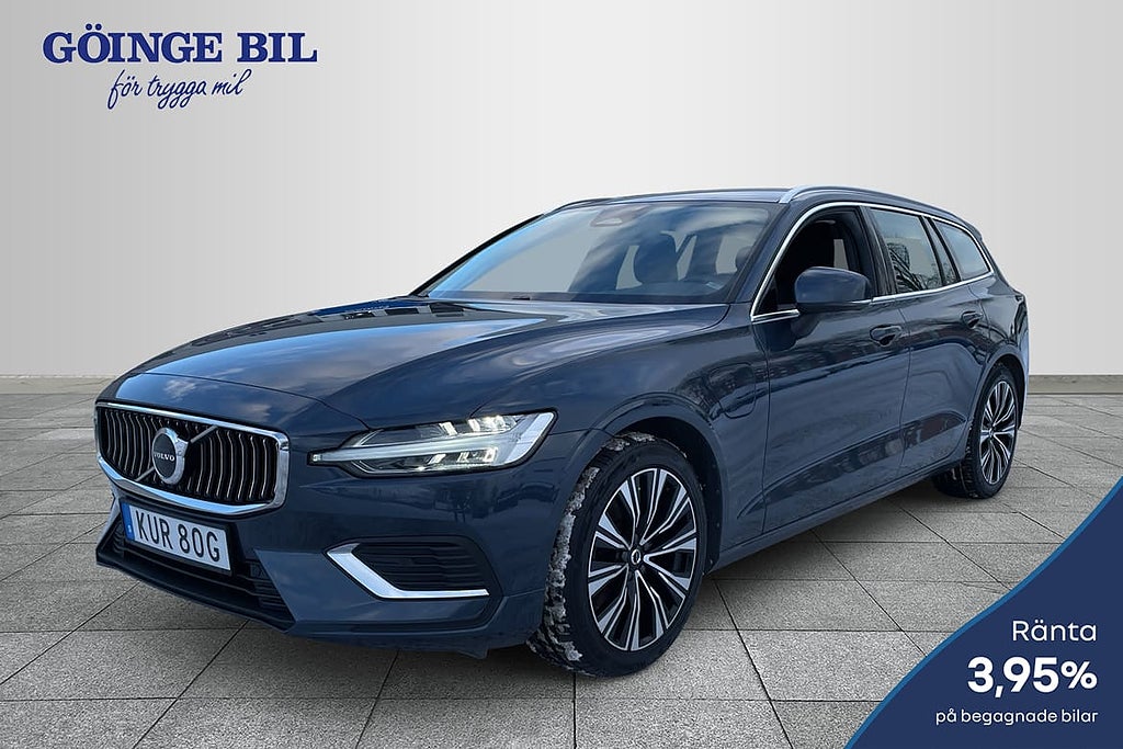 Volvo V60 Recharge T6 Core Edition Drag/ Kamera/ Navi/ Nyservad