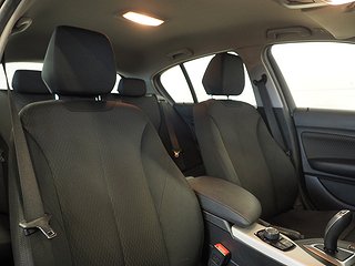 Halvkombi BMW 118 12 av 21