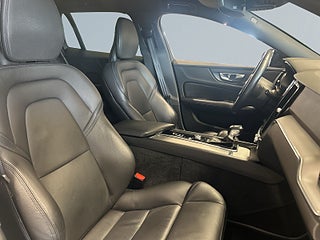 Volvo V60 D4 AWD R-Design Drag Navi H/K 360°kamera Rattvärme S&V – bild 10