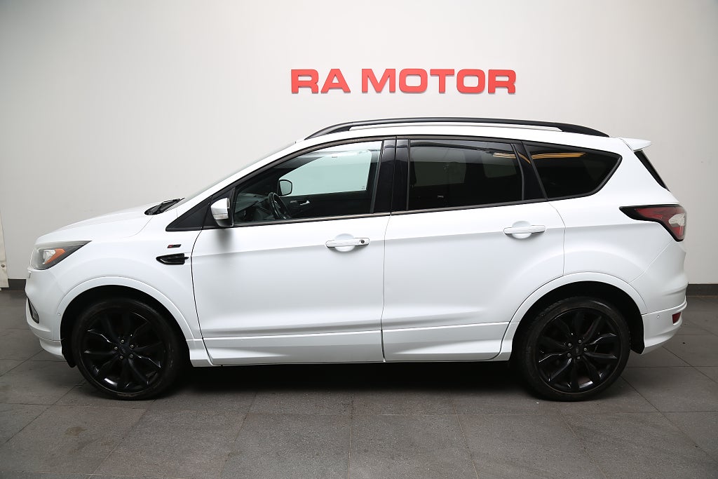 Ford Kuga 1,5 EcoBoost ST-Line 150hk Drag Nybytt K-rem 2017