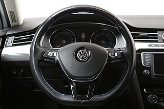 Kombi Volkswagen Passat 12 av 17