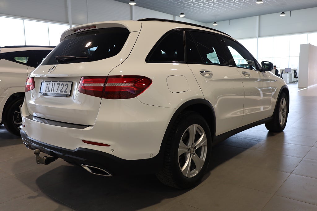 Mercedes-Benz GLC 250 d 4MATIC AUT Drag Värmare Burmester Kamera Navi 2017