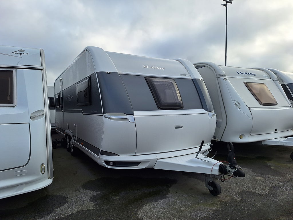 Hobby Prestige 620 CL Långbädd, Ugn, Tält -2024
