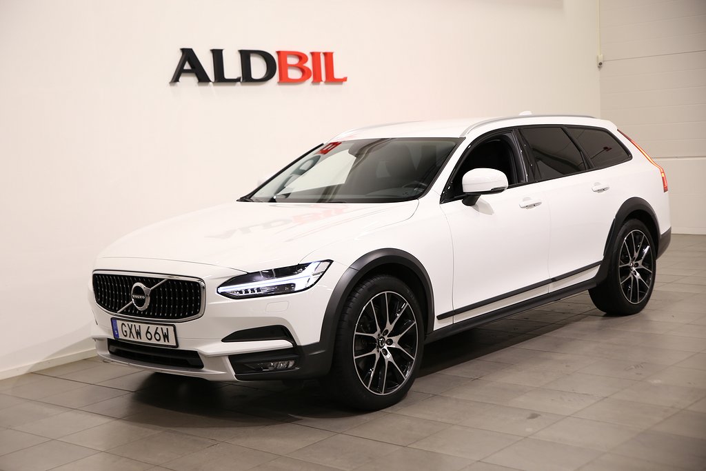 Volvo V90 Cross Country D4 190hk AWD Advanced SE lll Aut / Teknikpkt / Drag / Backkamera