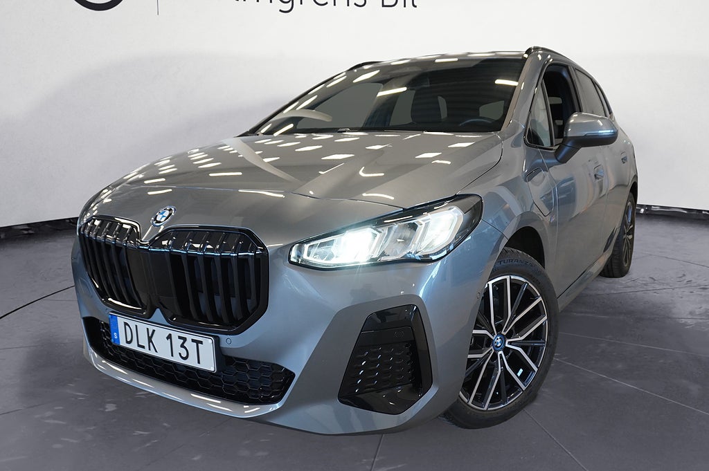 BMW 225 e xDrive Active Tourer Ränta 4,99% | M Sport El Drag DAP Kamera