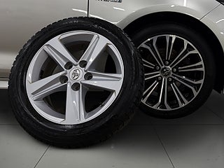 Toyota Corolla Hybrid e-CVT Style S&V-hjul/Kamera/Navi/AdaptivFart – bild 14