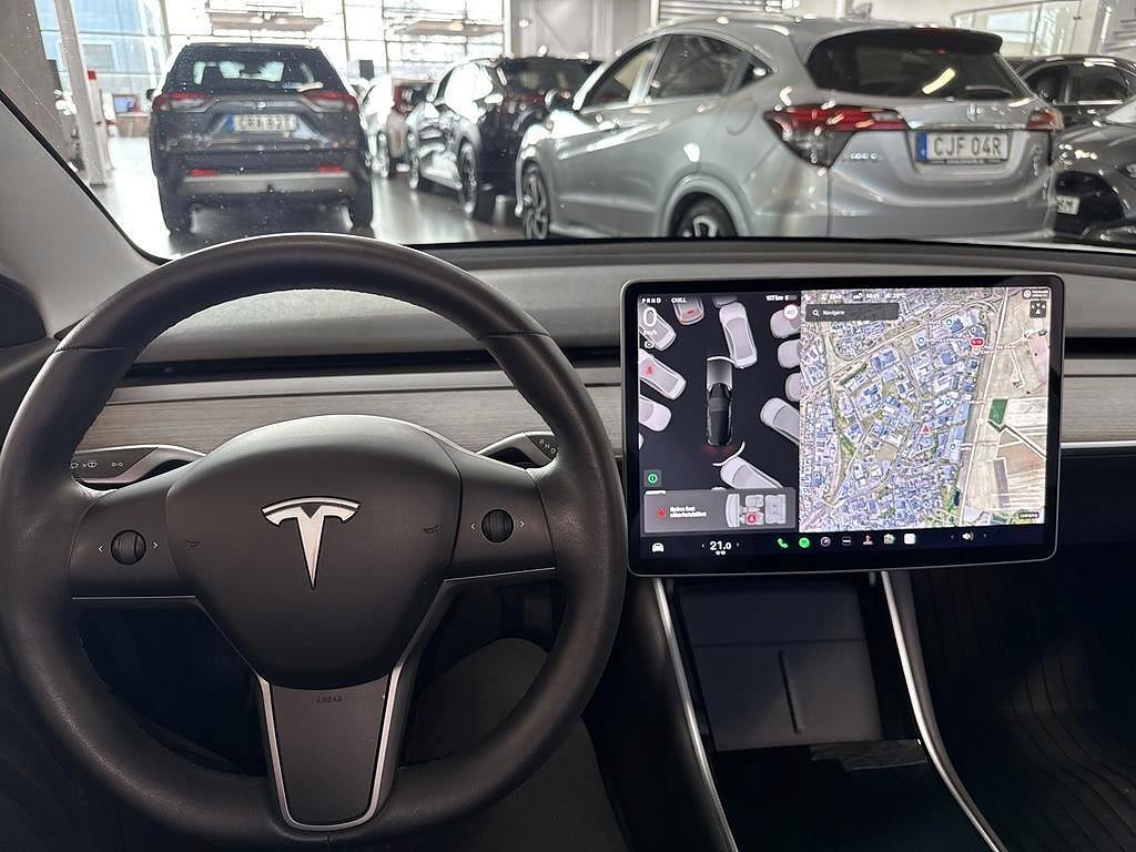 Tesla Model 3 2020 - miniatyr 8