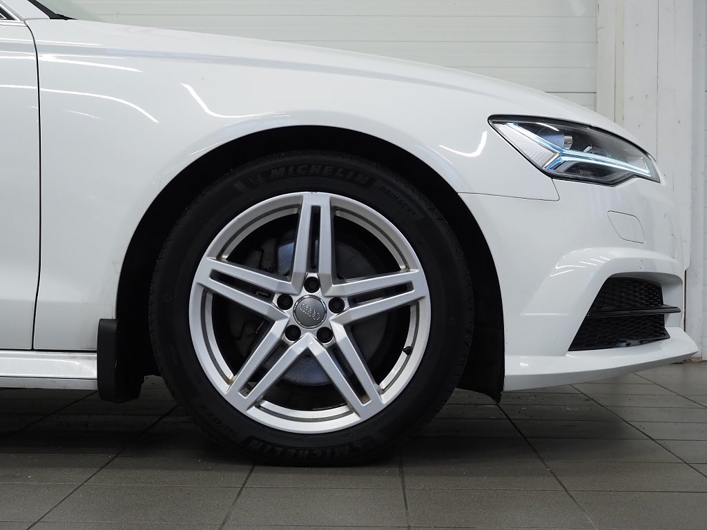 Audi A6 Avant 2.0 TDI Quattro S Tronic 190hk Drag Navi D-Värm 2018