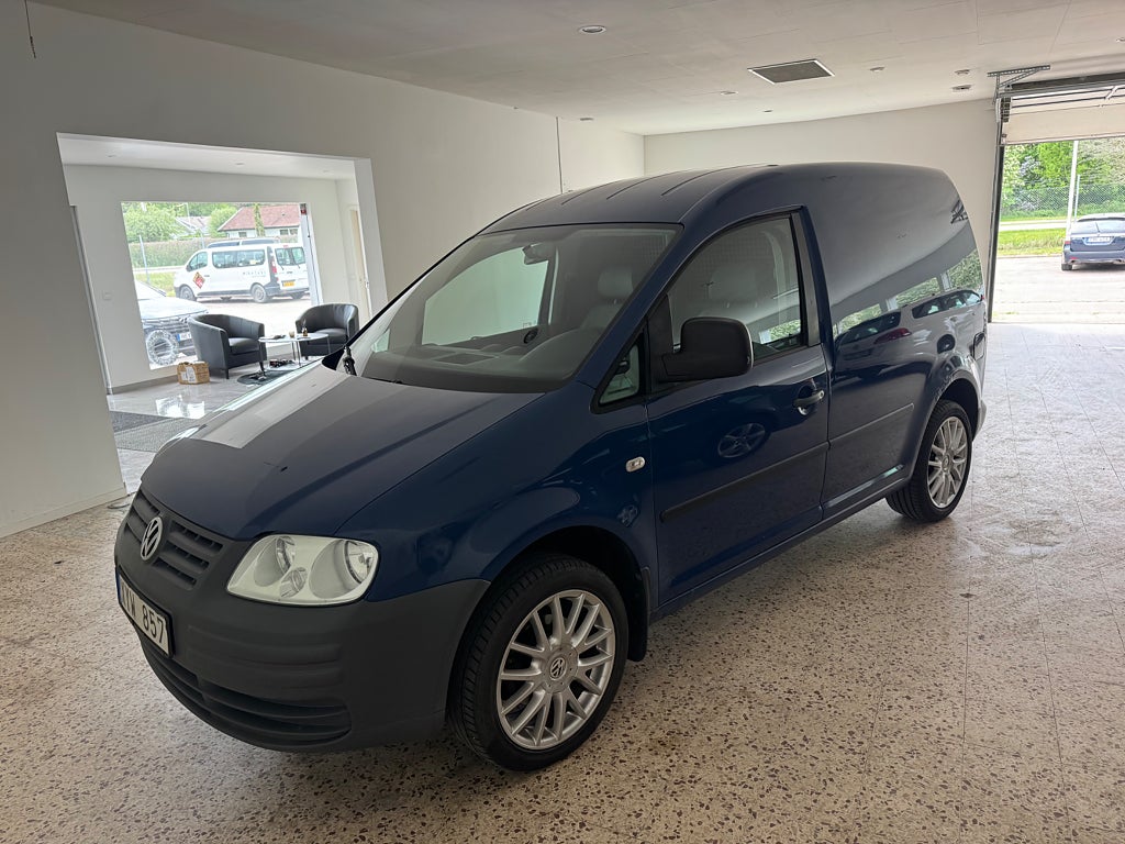 Volkswagen Caddy 2.0sdi drag skåp välvårdad 