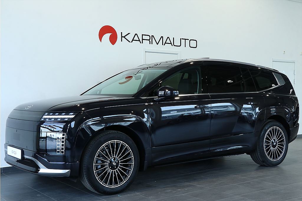 Hyundai IONIQ 9 Performance AWD 7 sits 110.3 kWh 435hk Panorama