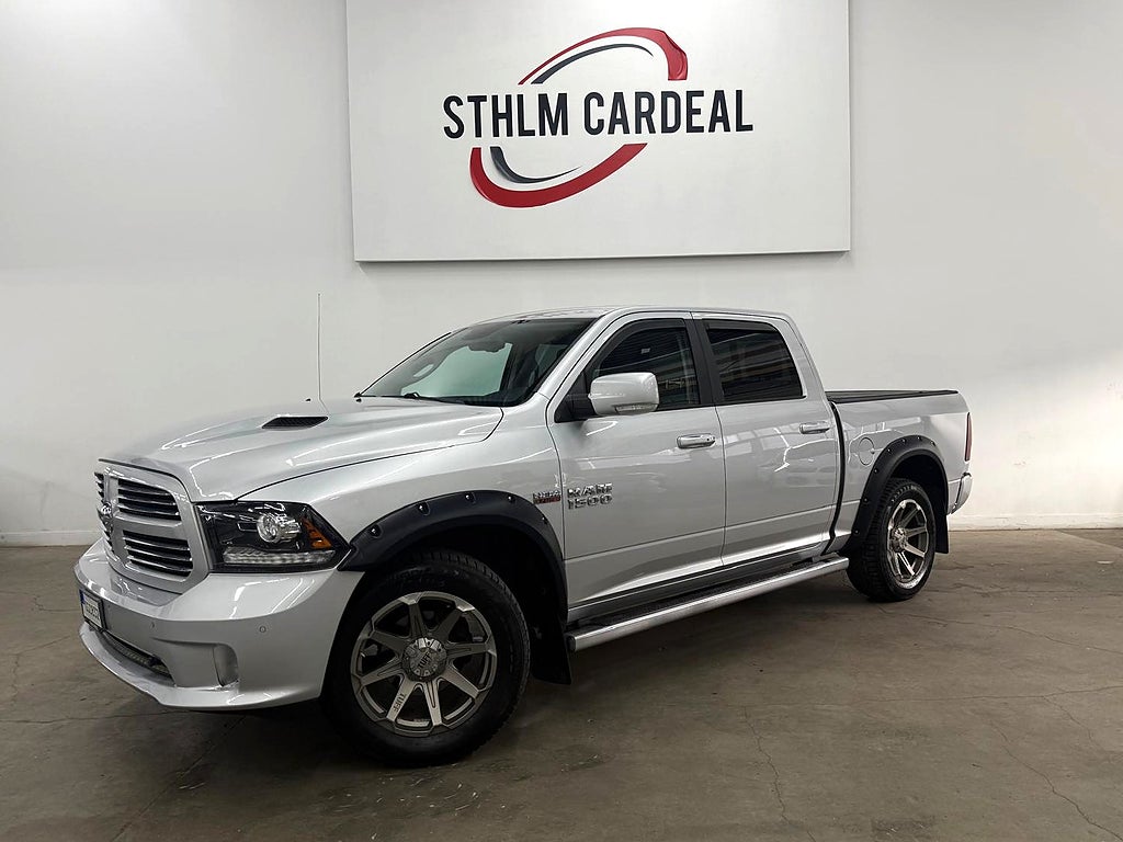 Dodge RAM 1500 Dubbelhytt 5.7 V8 SPORT HEMI 4x4, T.LUCKA, M.VÄRM, FLAK