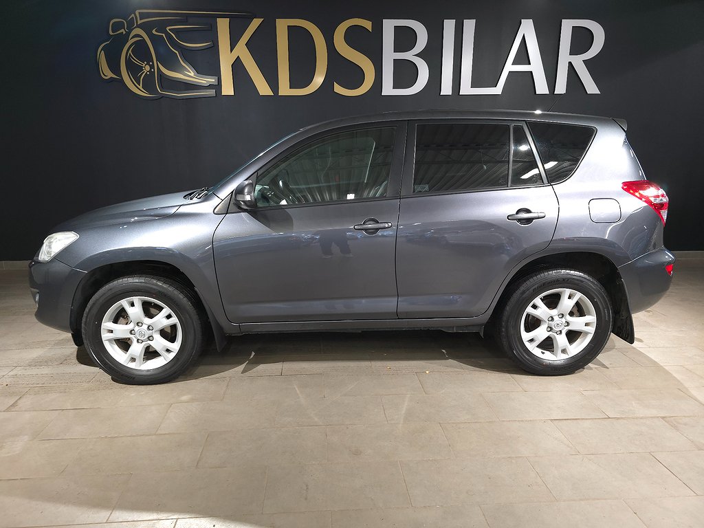 Toyota RAV4 2.0 VVT-i 4WD Automat 158hk Värmare|Drag | Nybes