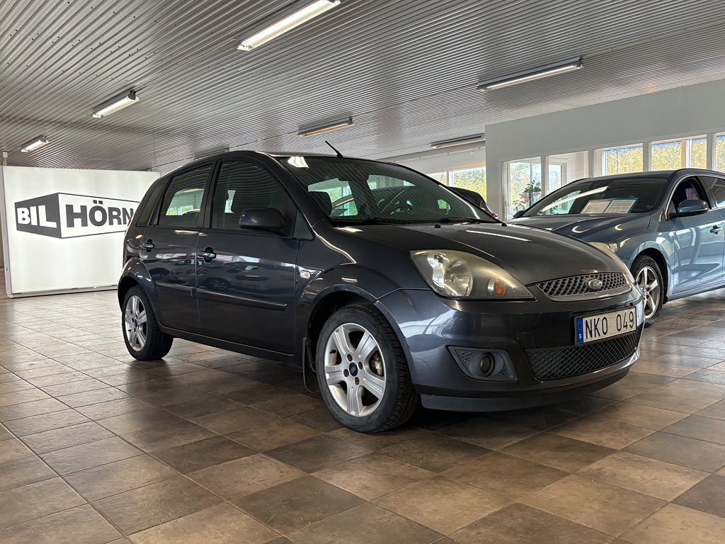 Ford Fiesta 5-dörrar 1.4 Euro 4
