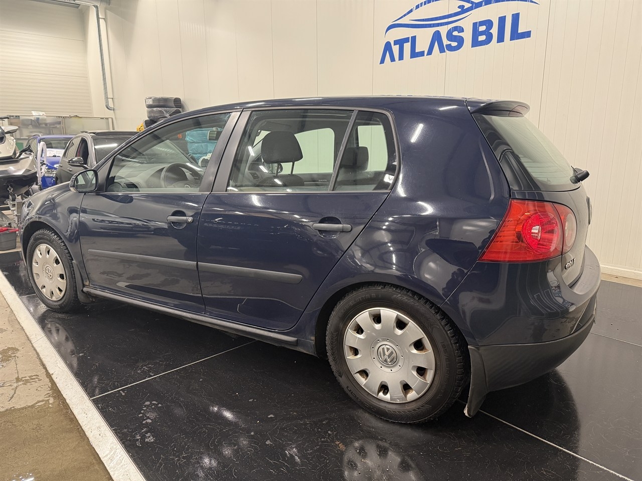 Volkswagen Golf 5-dörrar 1.6 FSI 115hk 2004, kuva 3/42