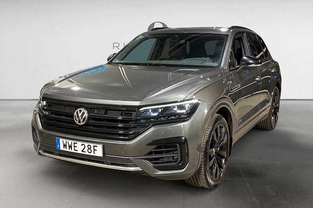 Volkswagen Touareg 4.0 V8 TDI 421 HK AUT 4M R-LINE PANO D-VÄRM DRAG HUD