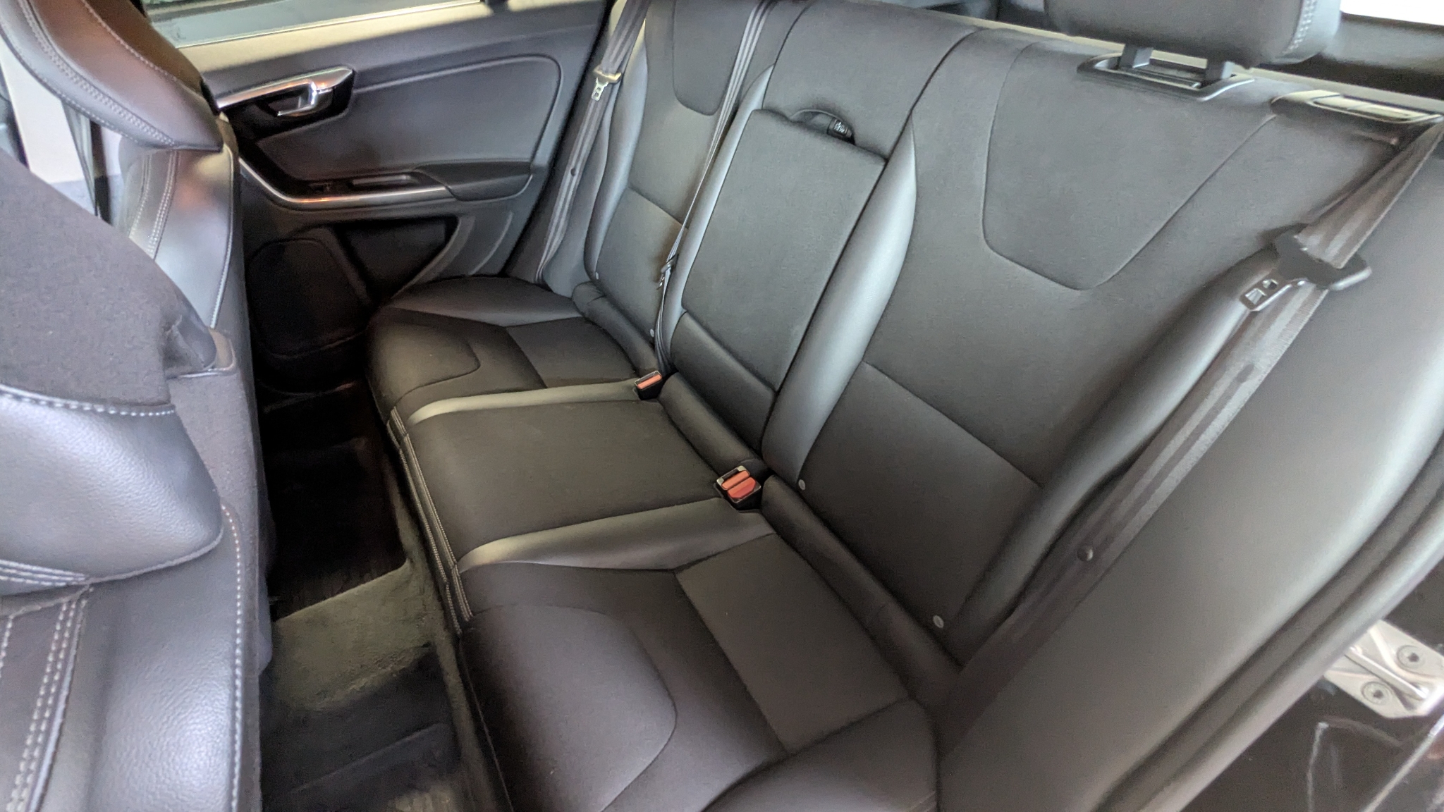 Volvo V60 D3 Momentum Euro 6 2016, bild 6/29