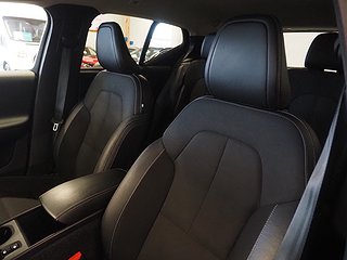 SUV Volvo XC40 14 av 22