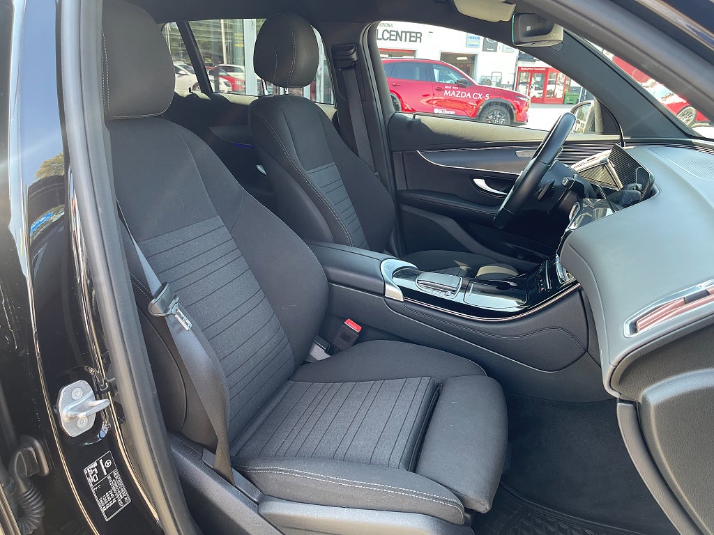 Mercedes-Benz EQC 400 4MATIC 408 hk