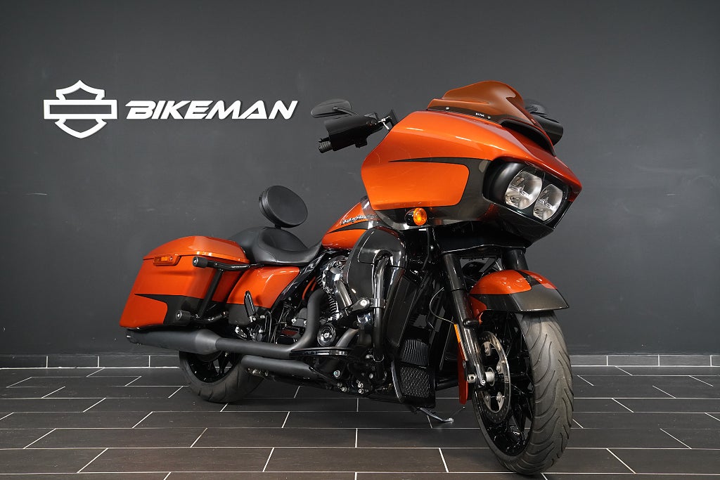 Harley-Davidson FLTRXS Road Glide Special 