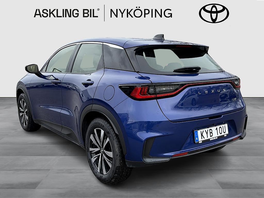 Lexus LBX 2025 - miniatyr 3