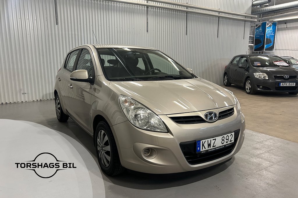 Hyundai i20 5-dörrar 1.4 Select Auto Ny Bes Ny Servad 101hk