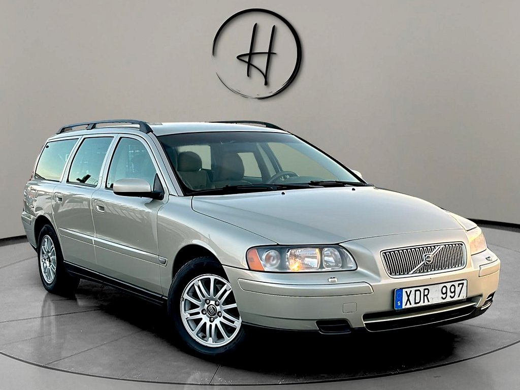 Volvo V70 2,4 140hk Business Dragkrok * Nybesiktigad * 