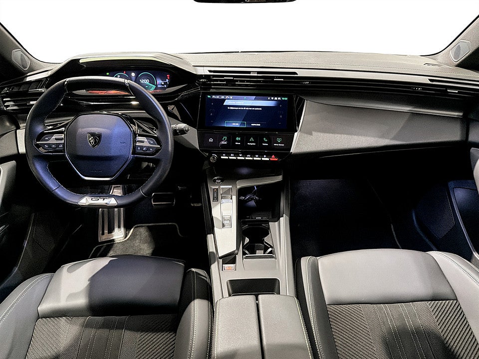 Bild på Peugeot 308 SW GT 1.2 PT 130hk Aut - B-KAMERA, ELSTOL