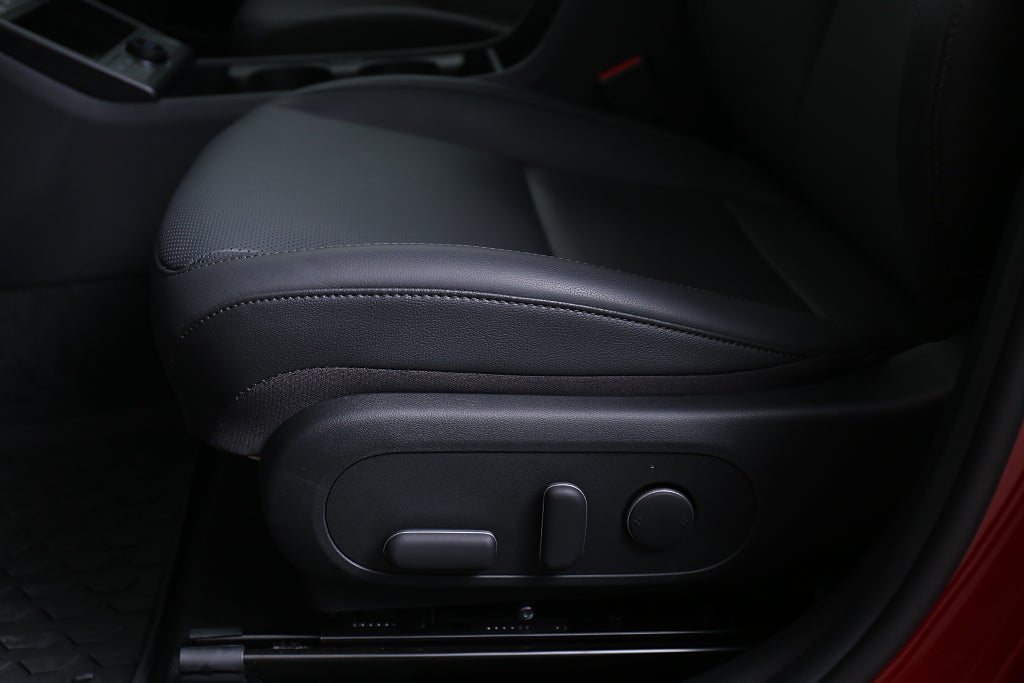 Hyundai Kona Hybrid 1,6 GDi 141hk HEV Advanced Aut Skinn Navi 2024