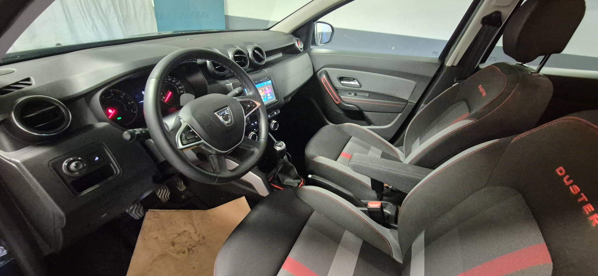 Dacia Duster 2019, bild 5/28