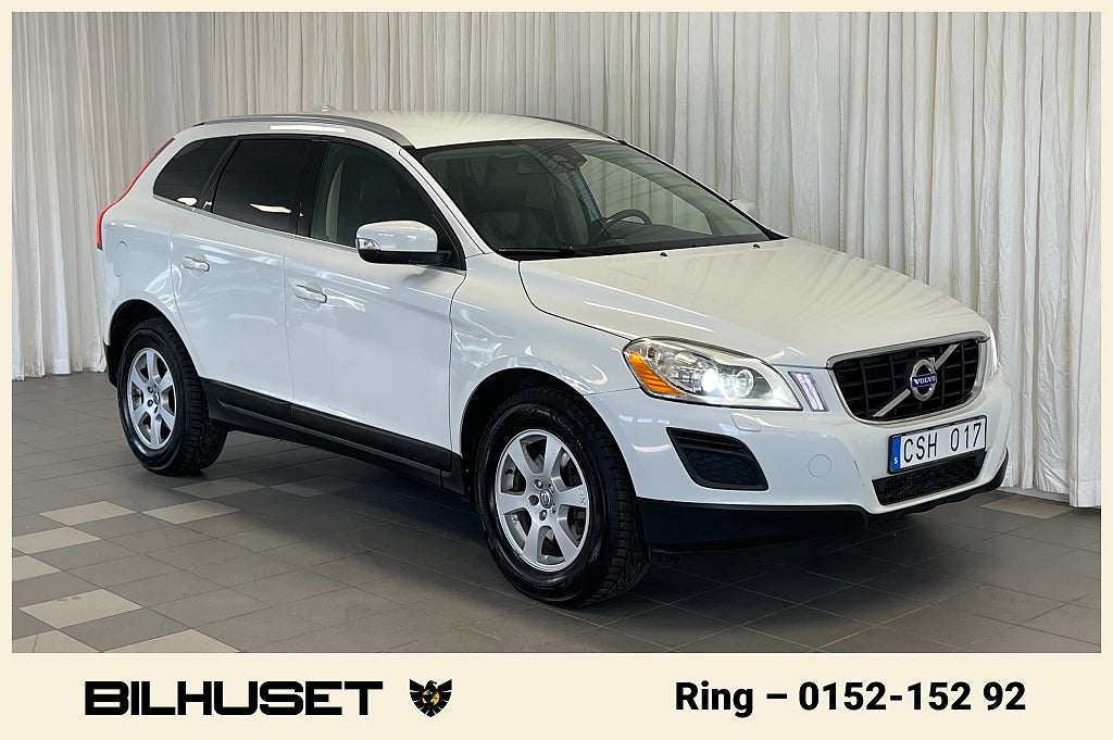 Volvo XC60 D3 AWD AUT SUMMUM VÄRMARE DRAG LÄDER